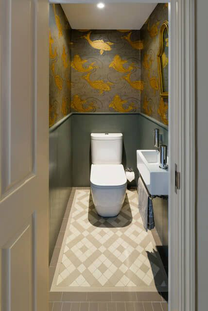 toilet cloackroom traditional